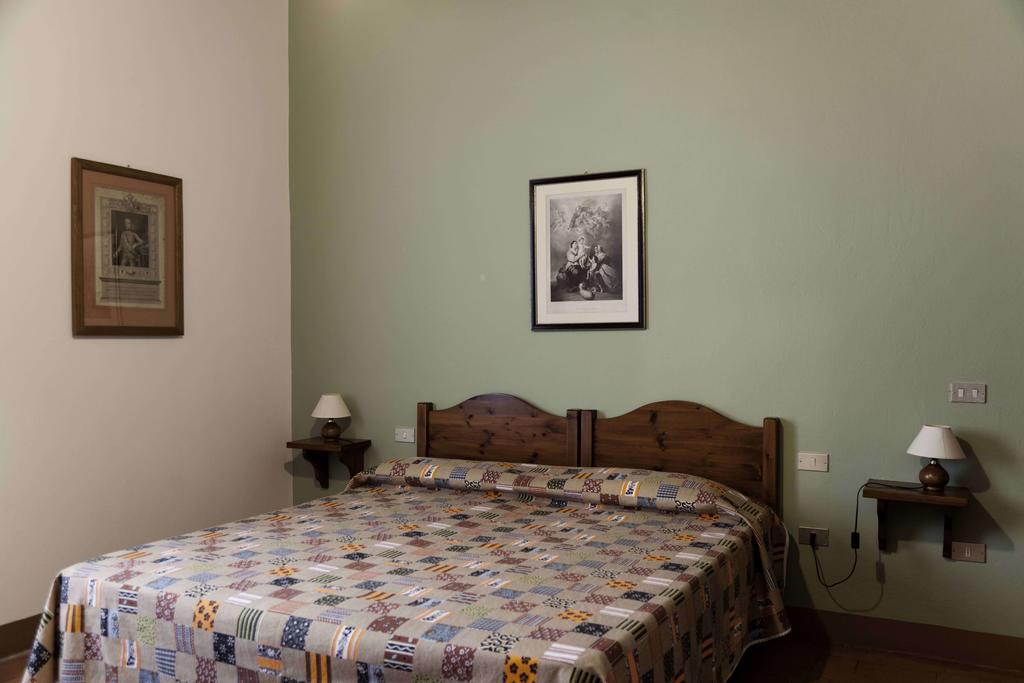Tenuta Di Colle Alberti Agriturismo Villa Cerreto Guidi Room photo